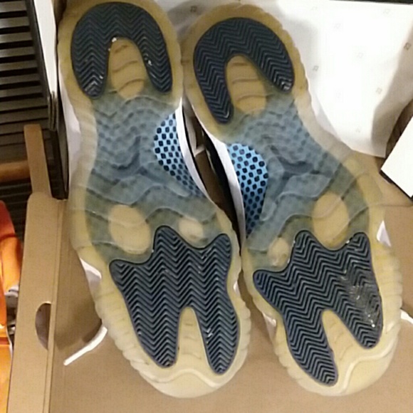 Nike Air Jordan 11 Retro "Win like Mike" - Picture 3 of 6